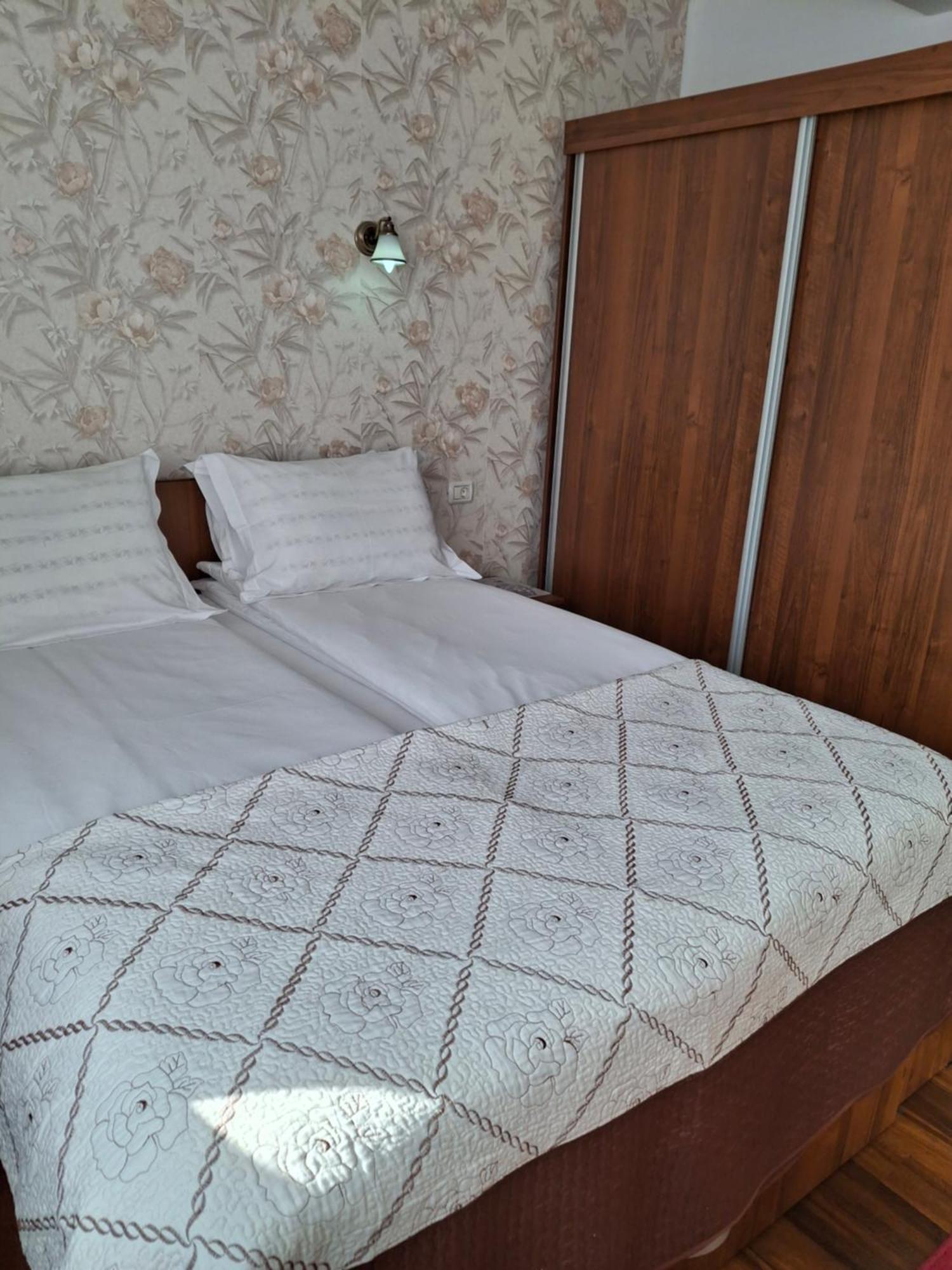Apartamento Garsoniera Strada Bucegi Sibiu Exterior foto